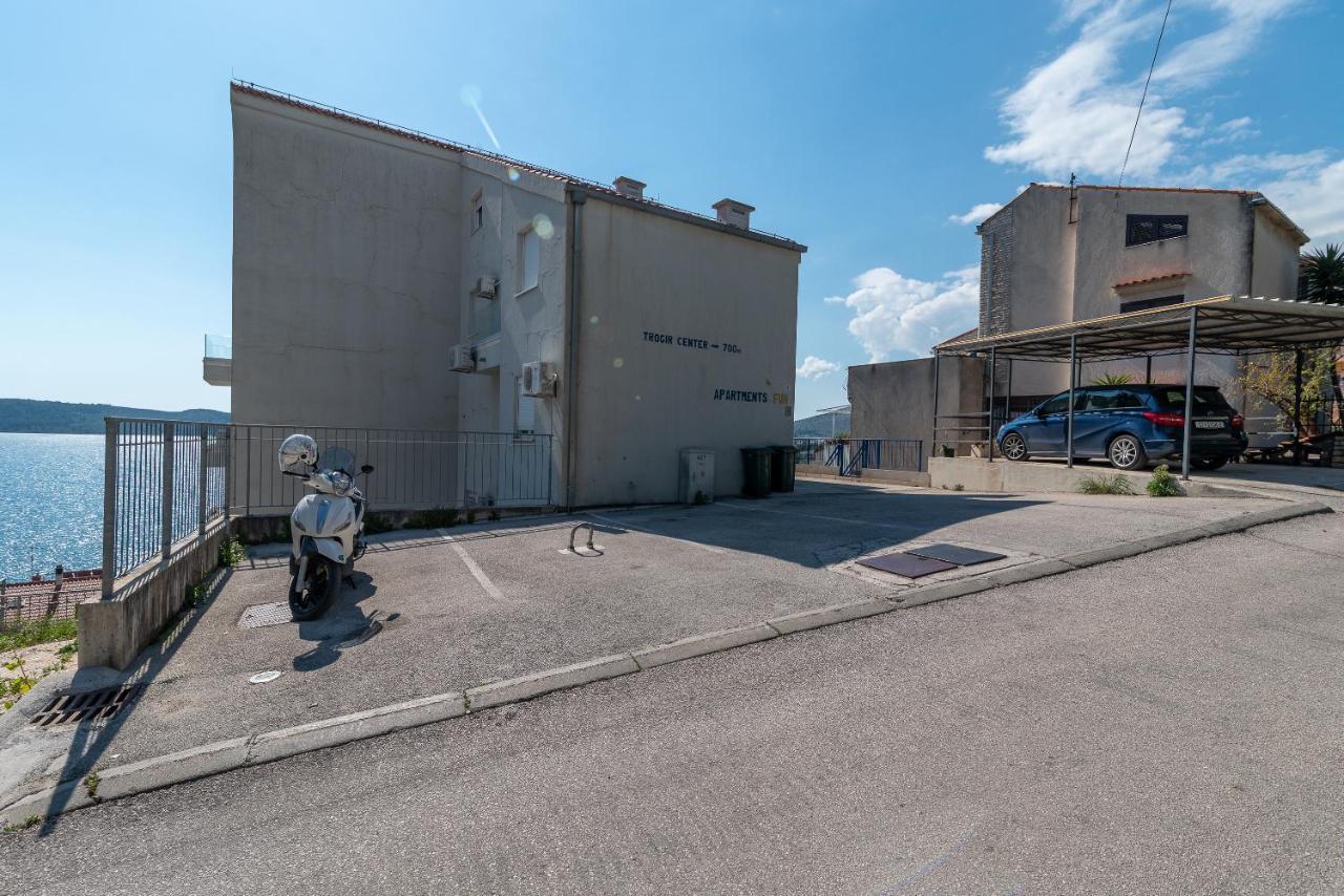 Apartments Liam トロギール エクステリア 写真